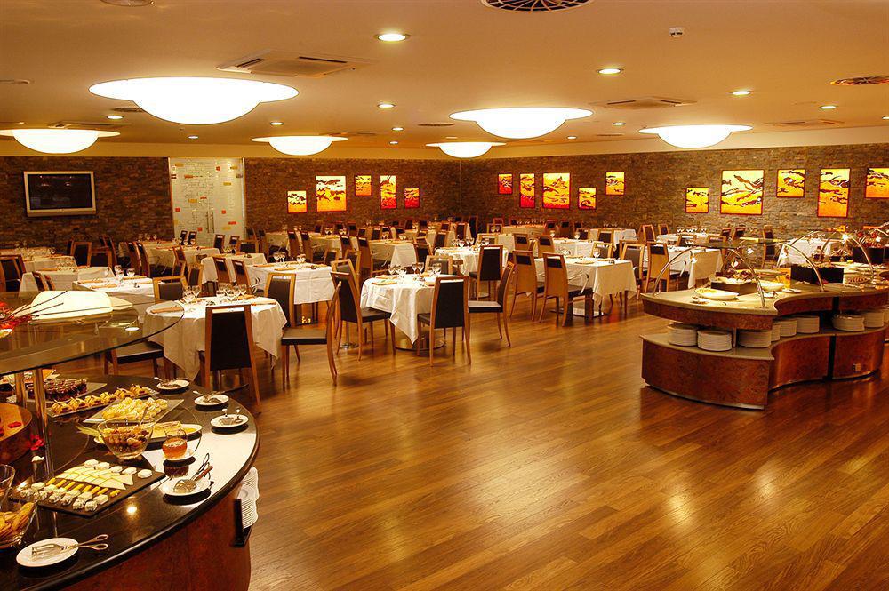 Novotel Andorra Restoran foto